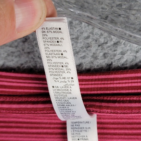 Athleta Womens Tee Cloudlight Stratus Striped Long Sleeve Athletic Size M - Picture 6 of 8